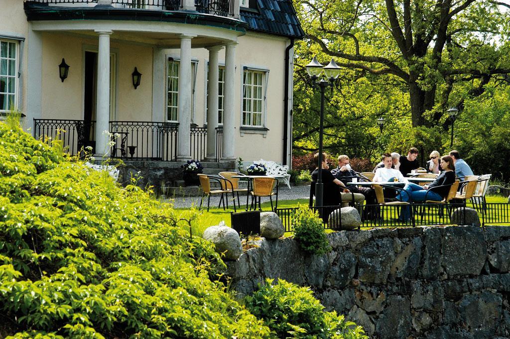 Balingsholm Hotel Huddinge Buitenkant foto